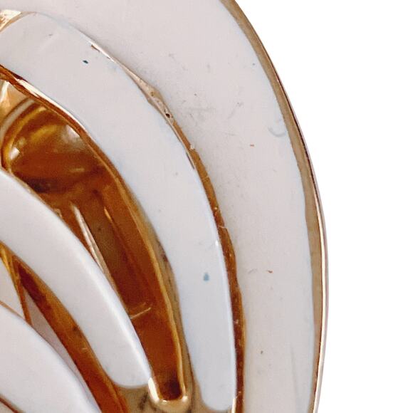 VTG 1980s Clip On Earrings Gold Tone White Enamel Pearl Retro Revival Sculptural - Picture 14 of 14